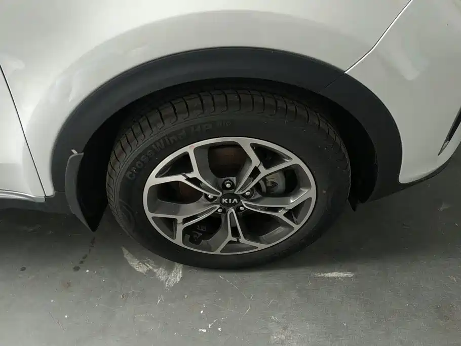 Kia KX5 — фото 6