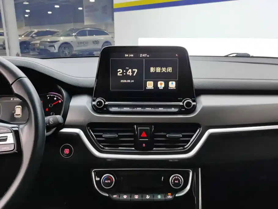 Kia Sportage — фото 13