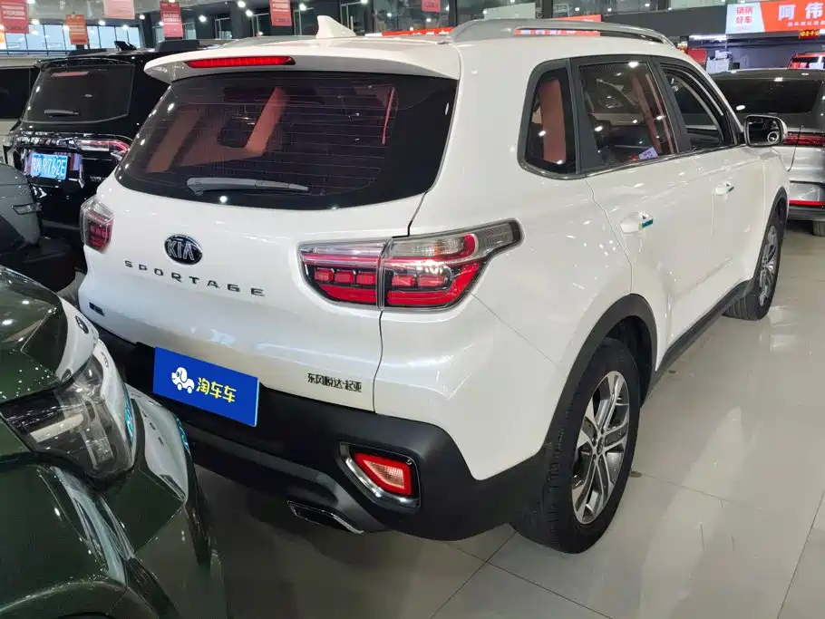 Kia Sportage — фото 3