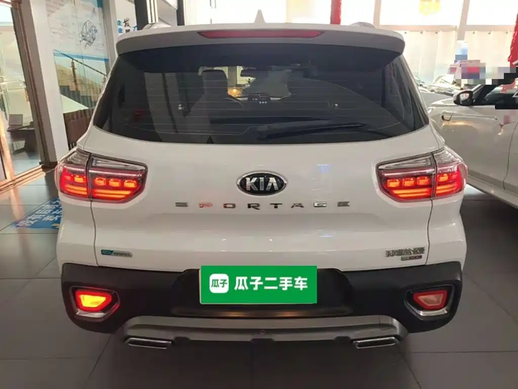 Kia Sportage — фото 6