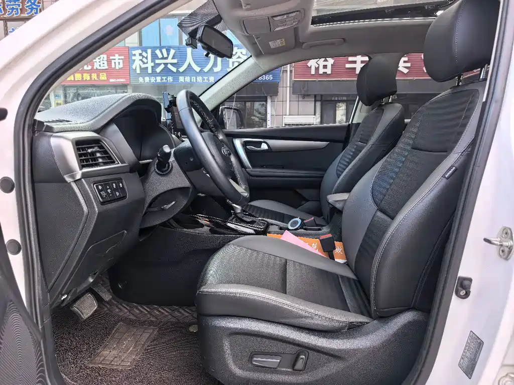 Kia Sportage — фото 4