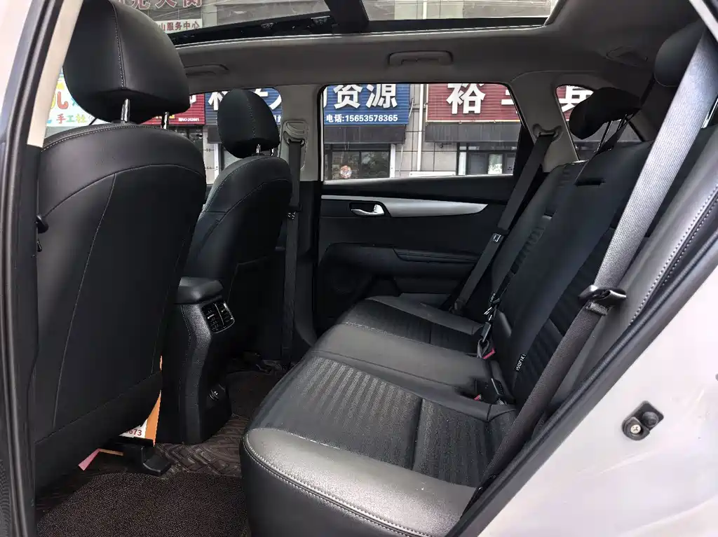 Kia Sportage — фото 5