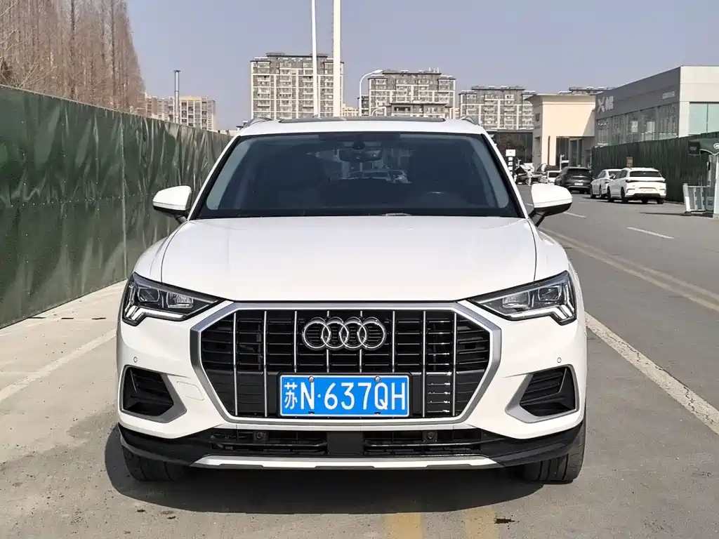 Audi Q3 — фото 2