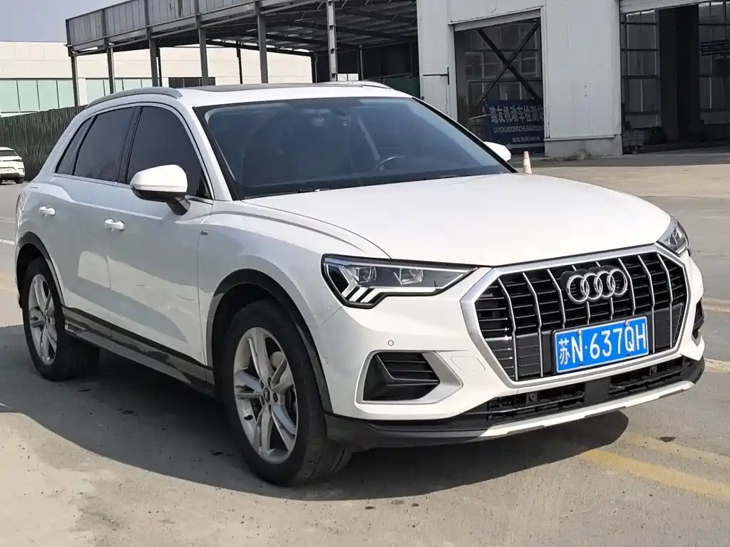 Audi Q3 — фото 3