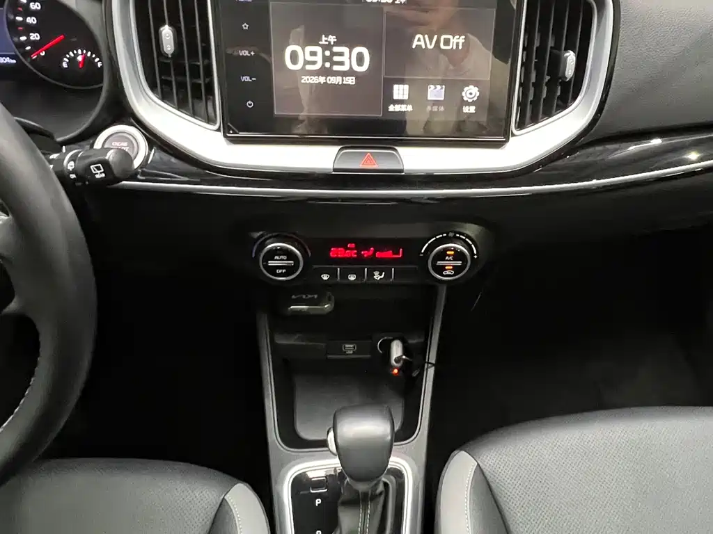 Kia KX1 — фото 15