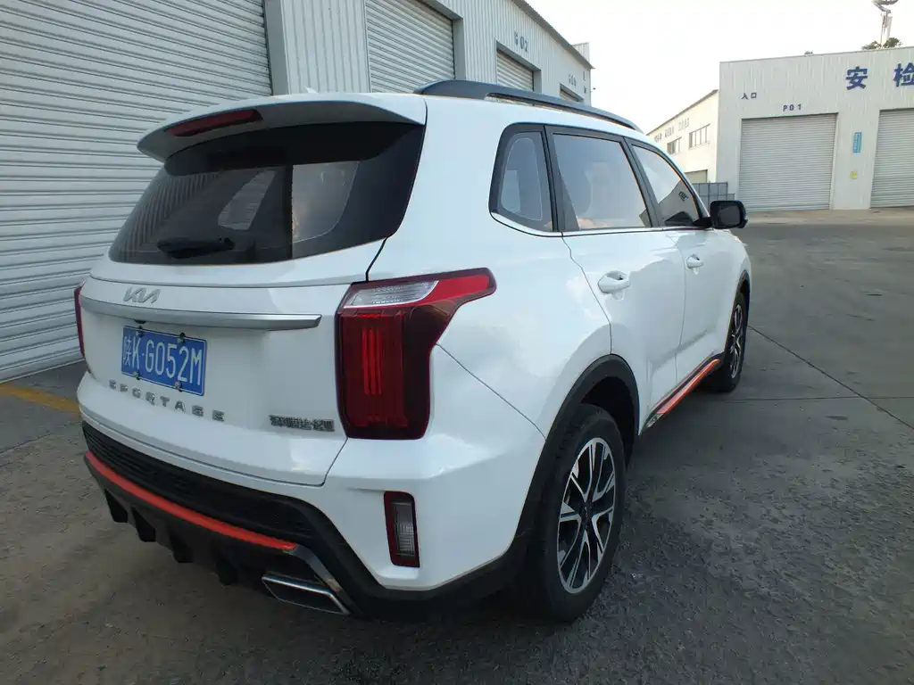 Kia Sportage — фото 10
