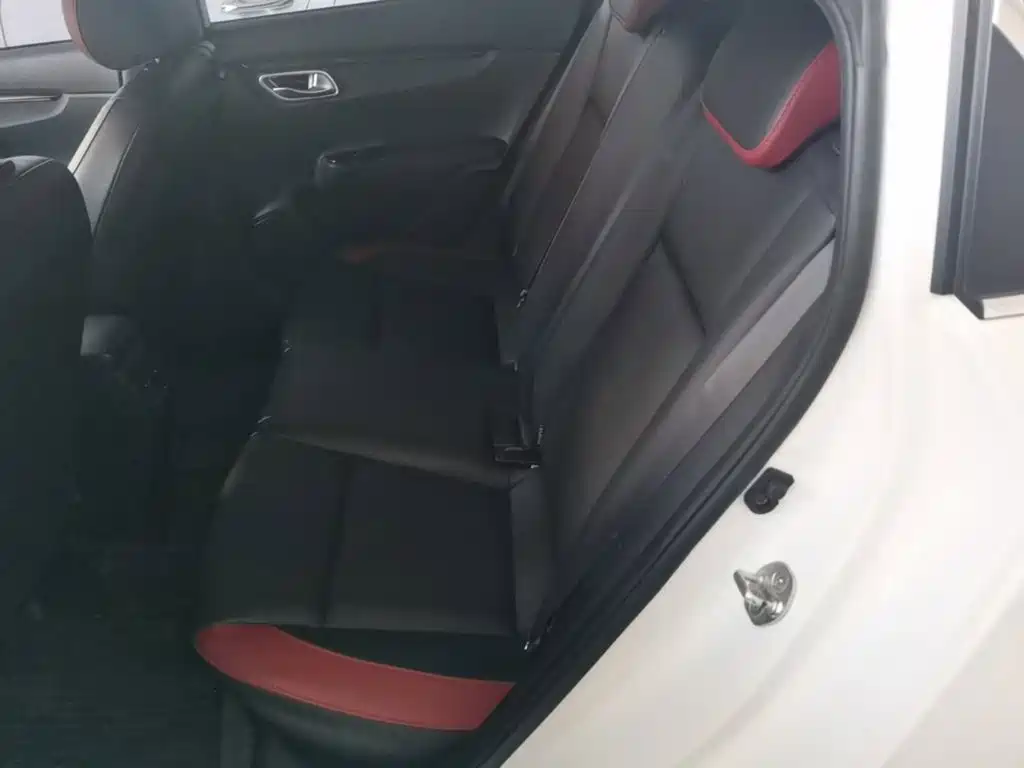Kia KX Cross — фото 13
