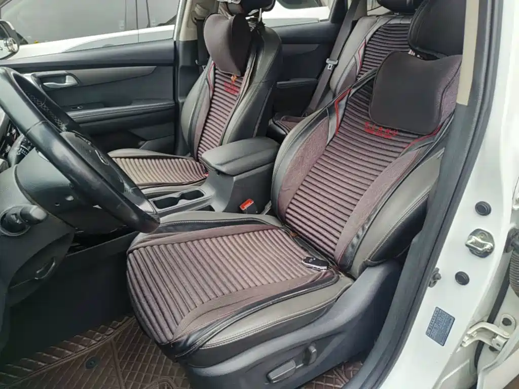 Kia Sportage — фото 15