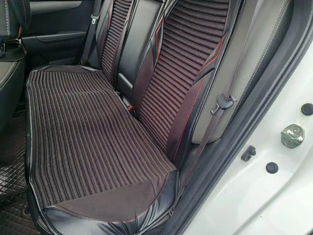 Kia Sportage — фото 17