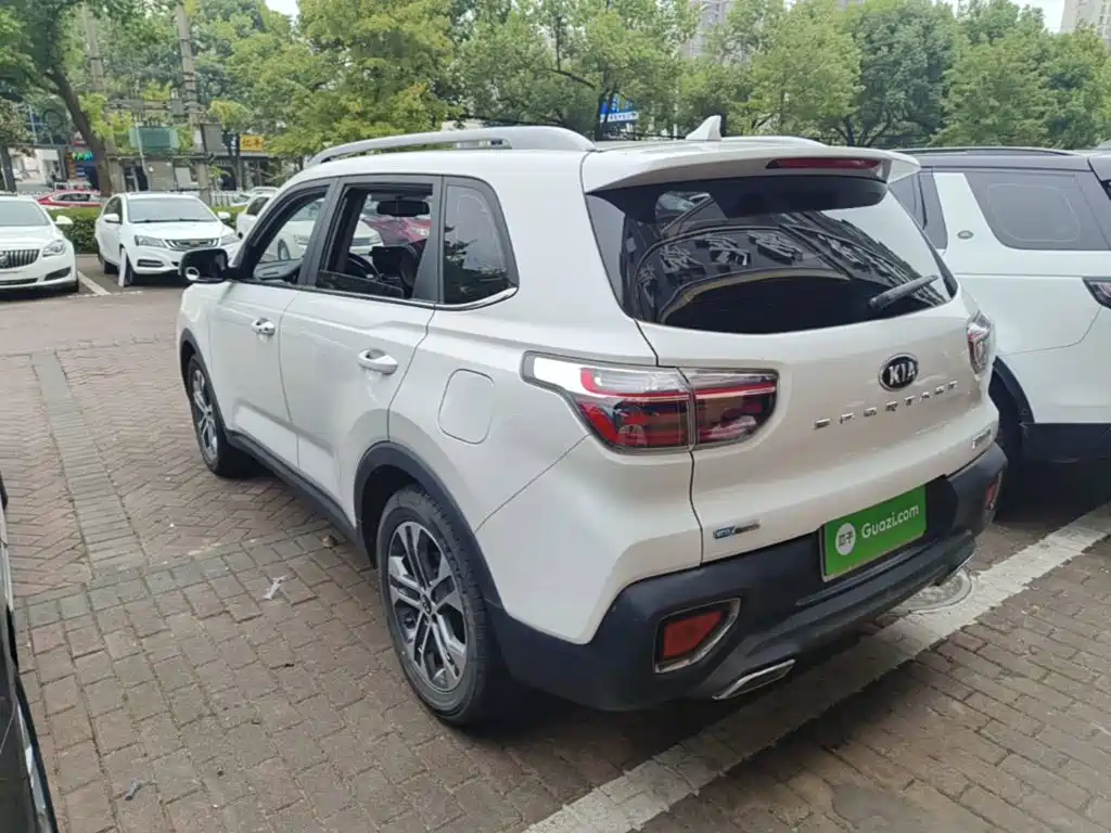 Kia Sportage — фото 5