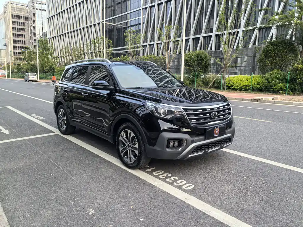Kia Sportage — фото 3