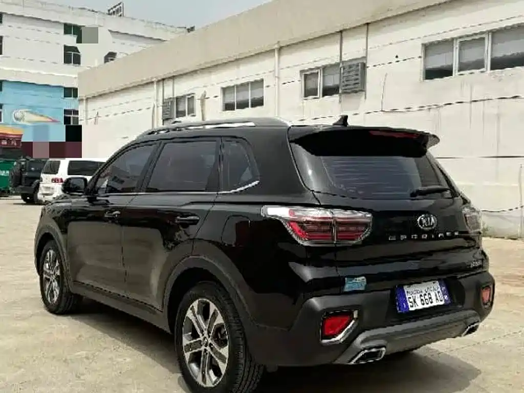 Kia Sportage — фото 8