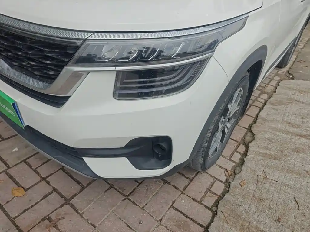 Kia KX3 — фото 18