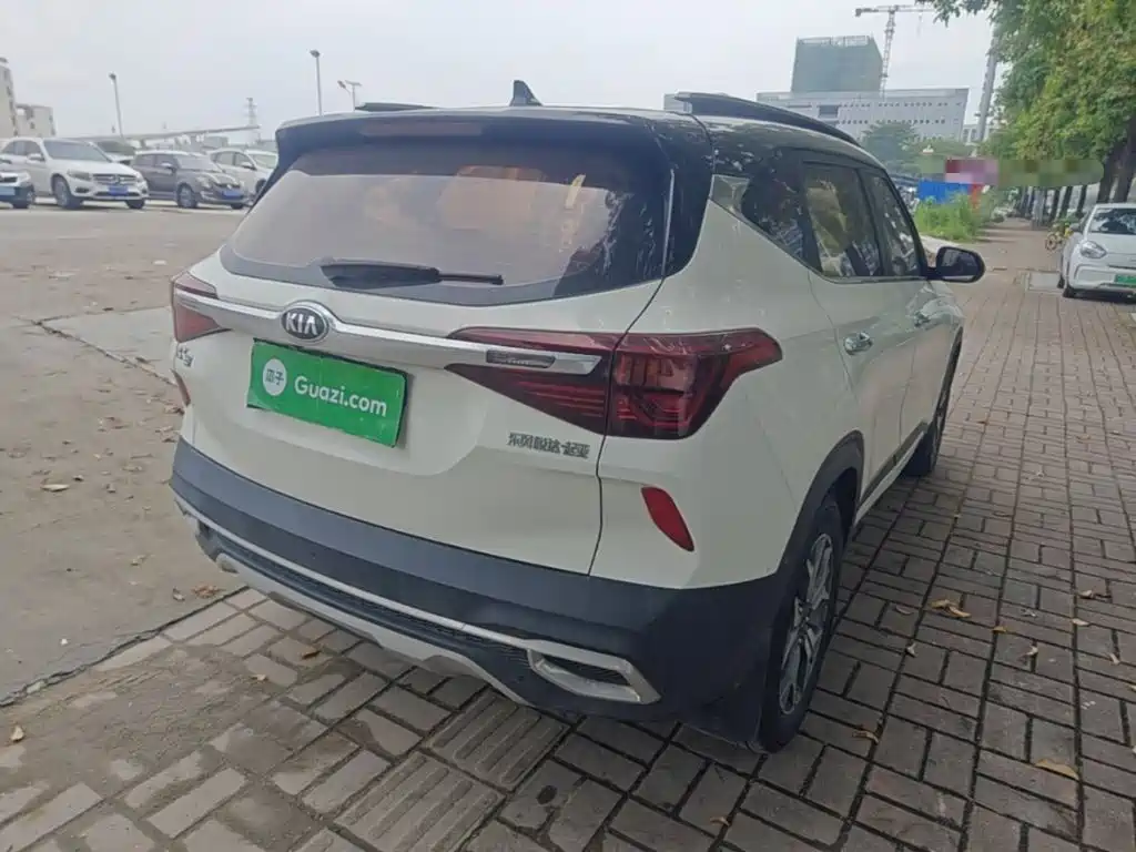 Kia KX3 — фото 5