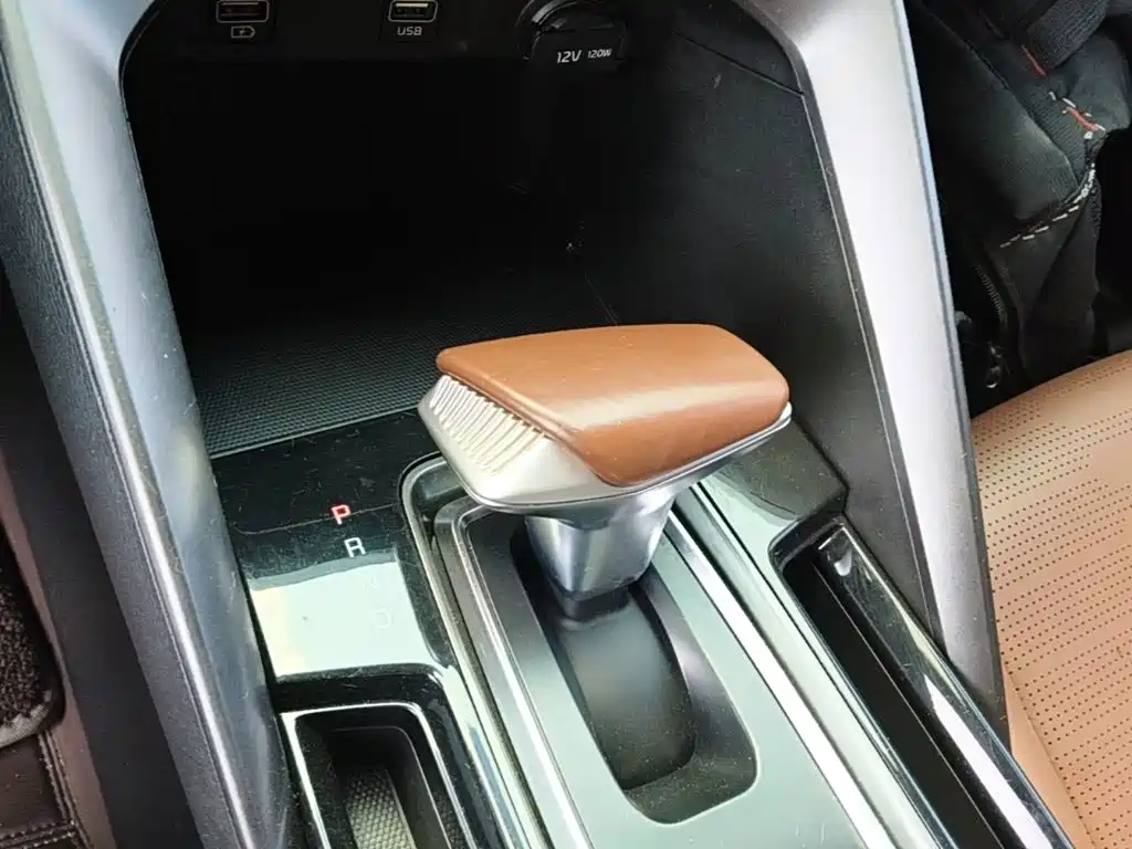 Kia Sportage — фото 14