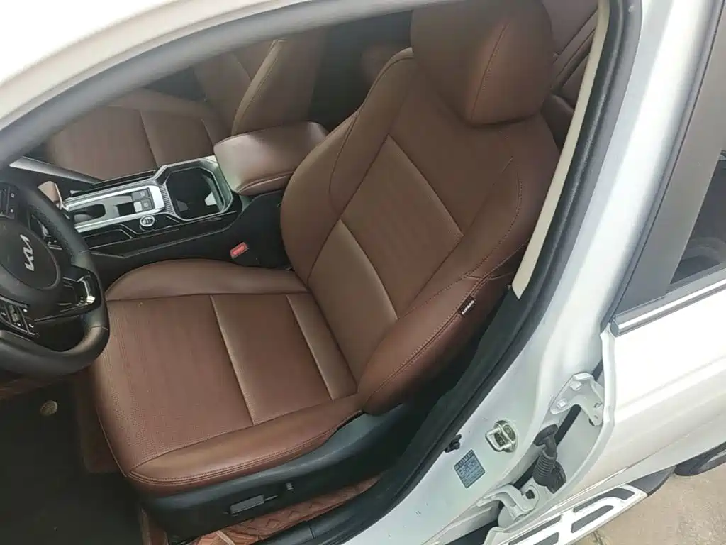 Kia Sportage — фото 11
