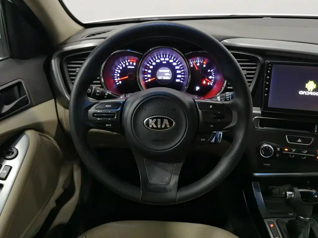 Kia K5 — фото 11