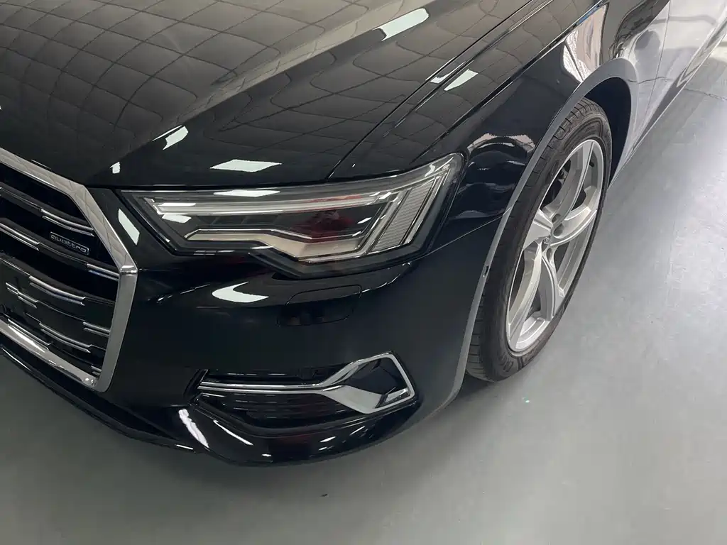 Audi A6L — фото 4