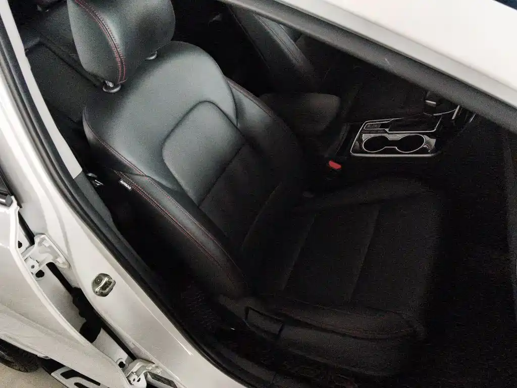 Kia KX5 — фото 20