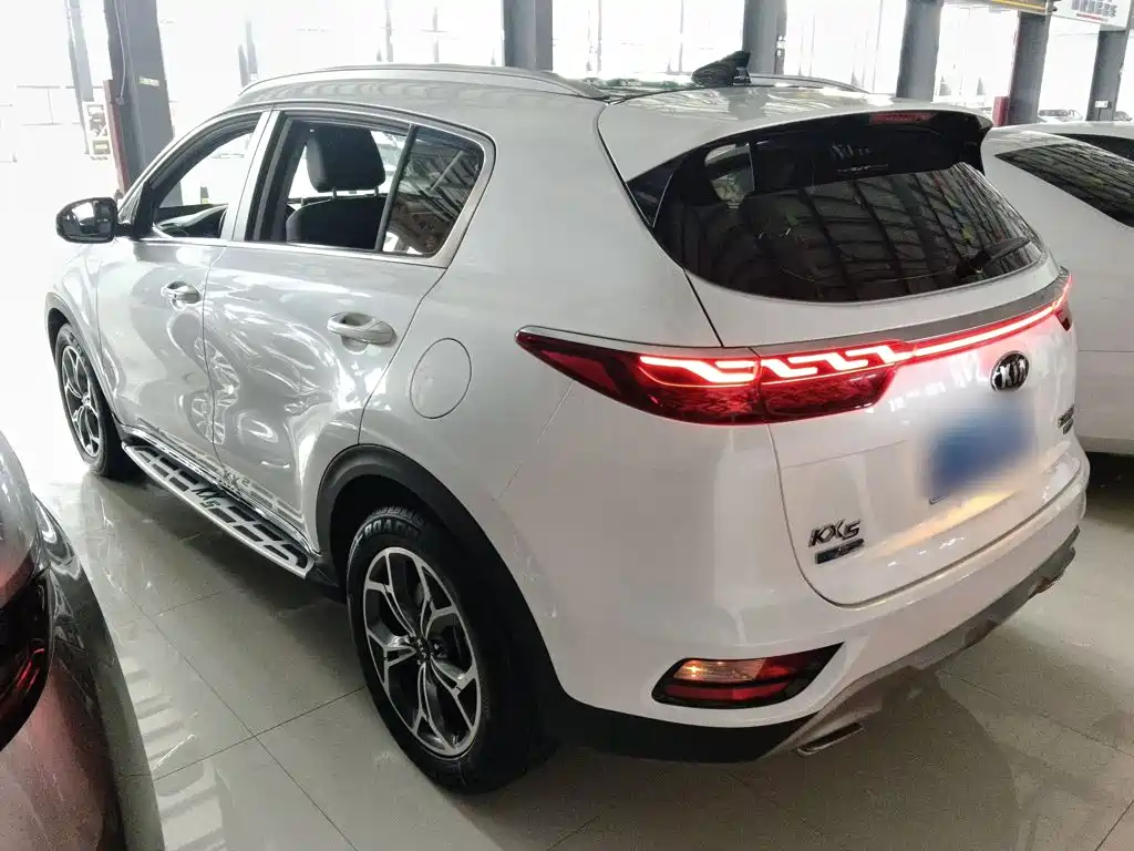 Kia KX5 — фото 23