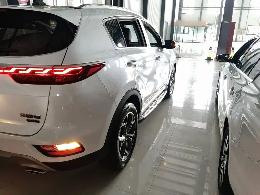 Kia KX5 — фото 24
