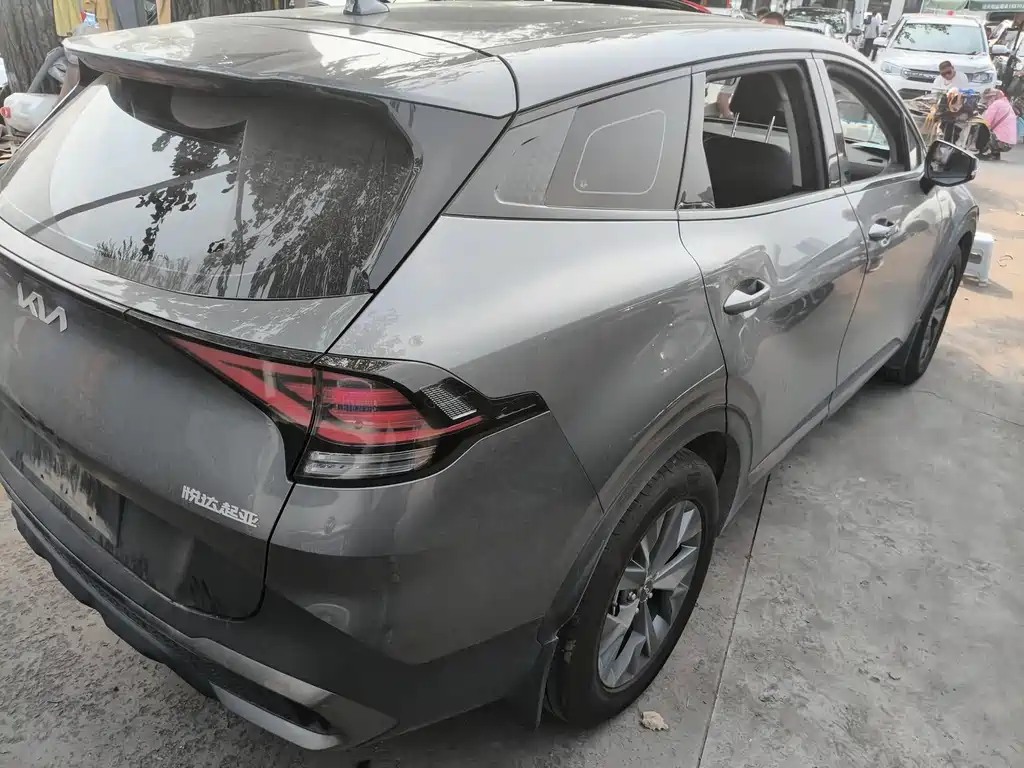 Kia Sportage — фото 10