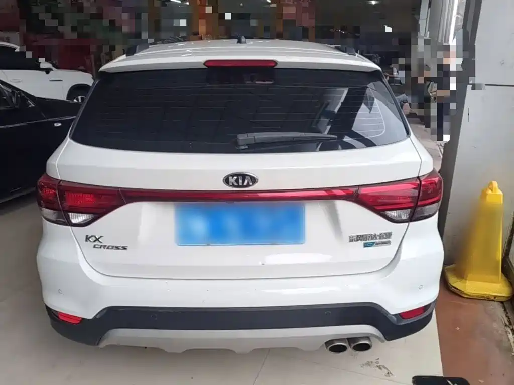Kia KX Cross — фото 6