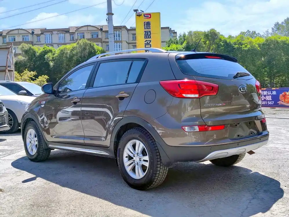 Kia Sportage — фото 6