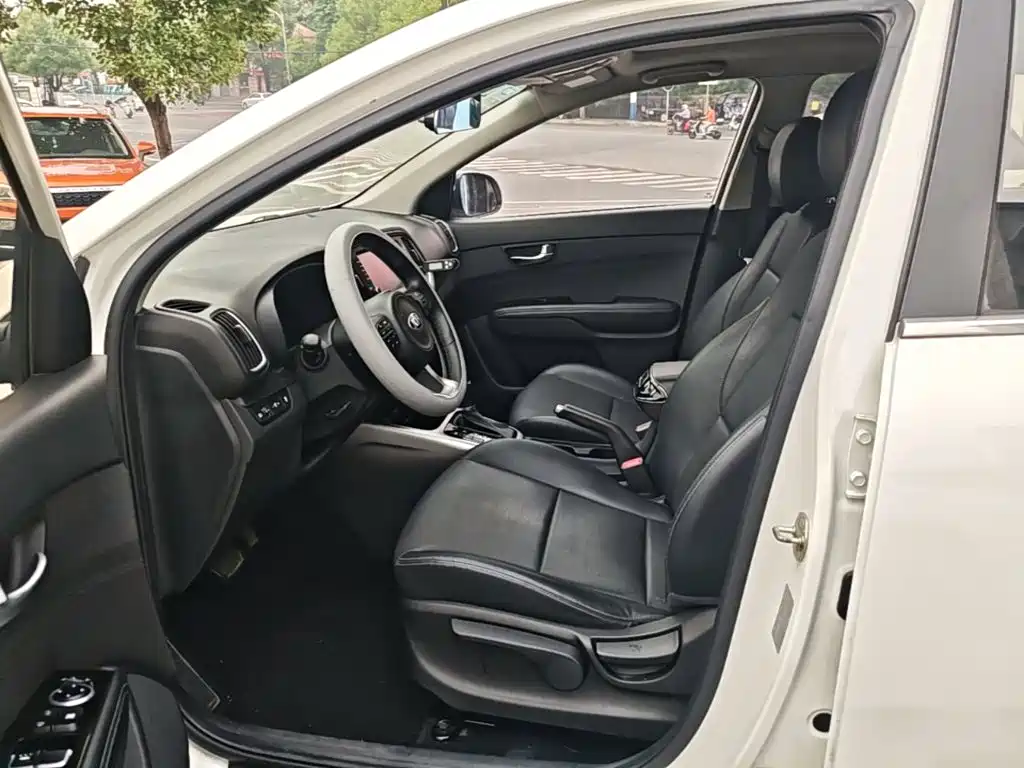 Kia KX3 — фото 15