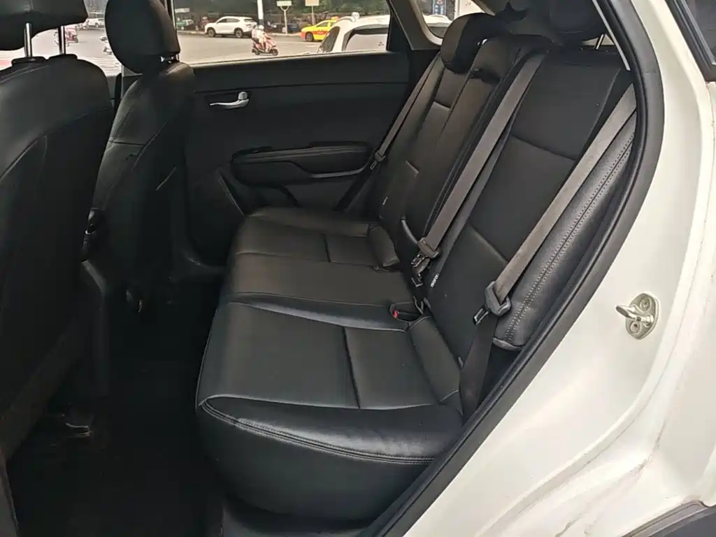 Kia KX3 — фото 17