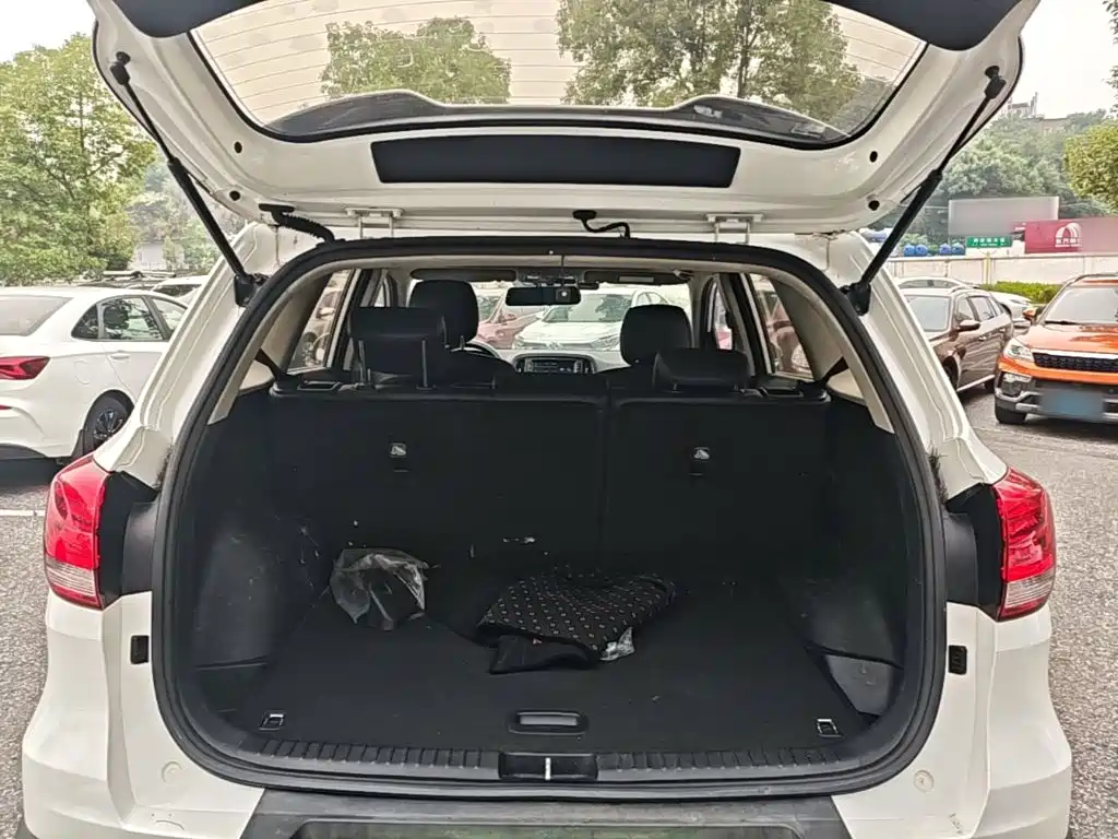 Kia KX3 — фото 19