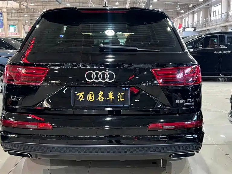 Audi Q7 — фото 4