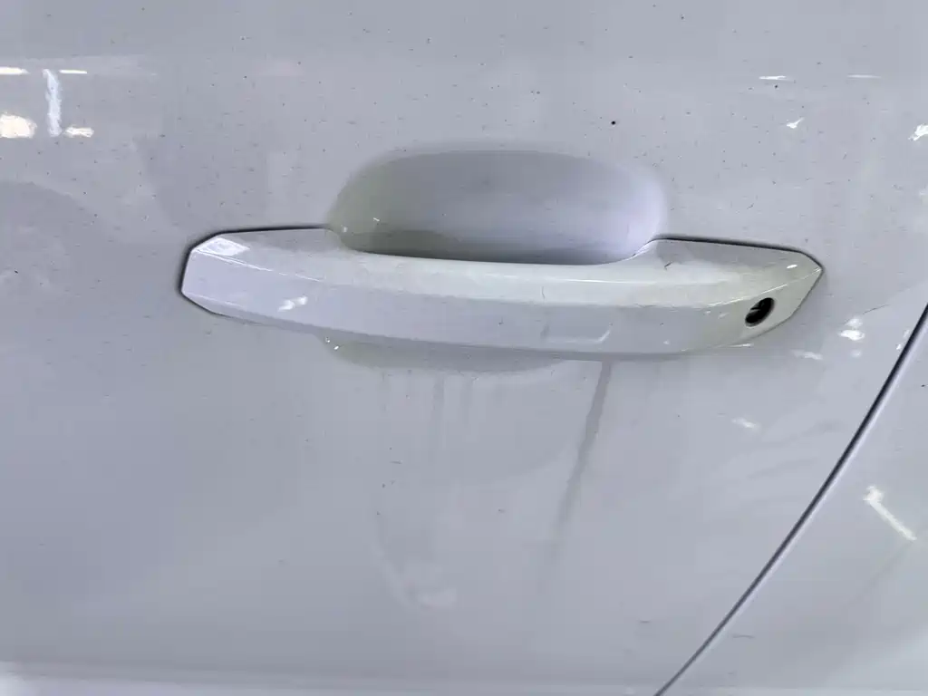 Audi Q5L — фото 7