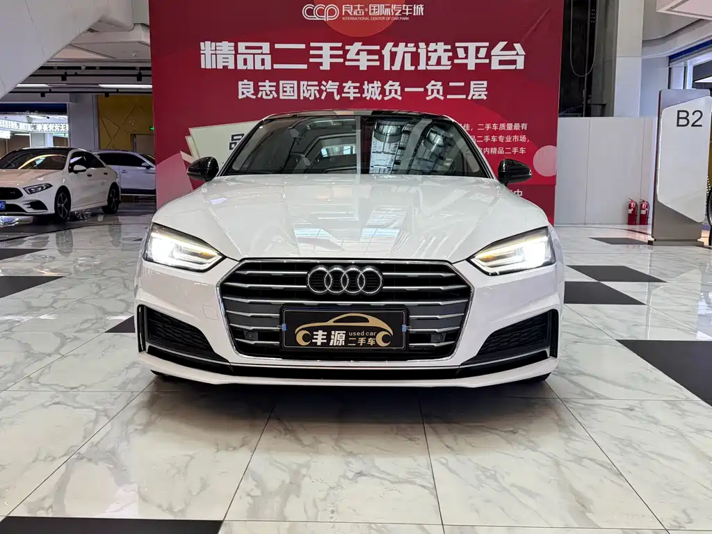 Audi A5 (Import) — фото 2