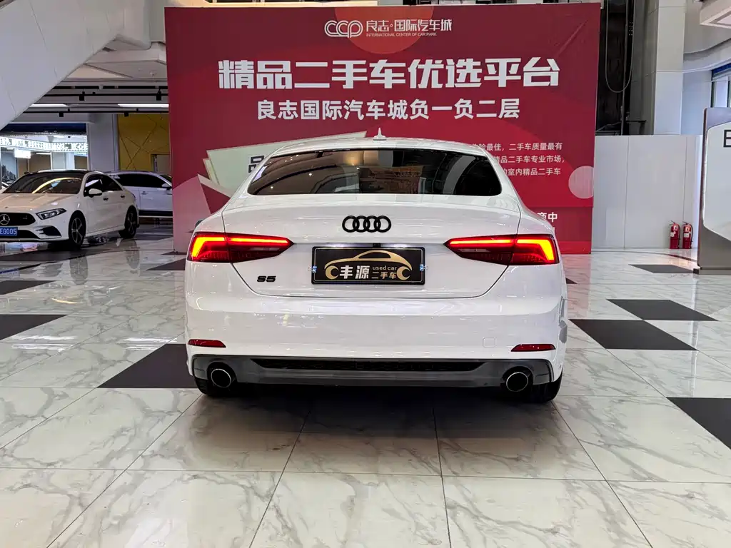 Audi A5 (Import) — фото 26