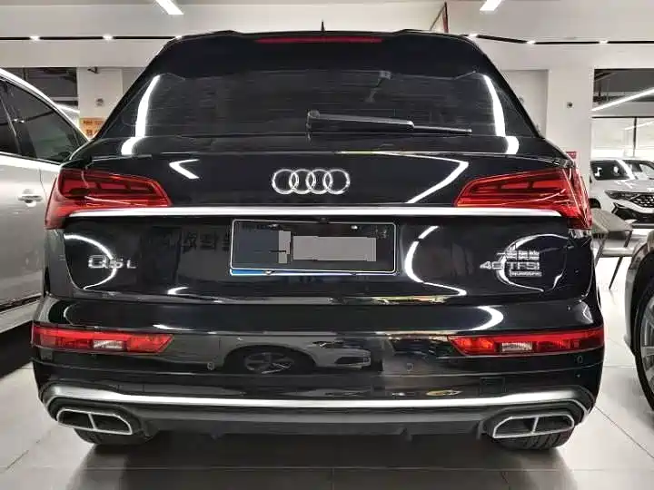 Audi Q5L — фото 4