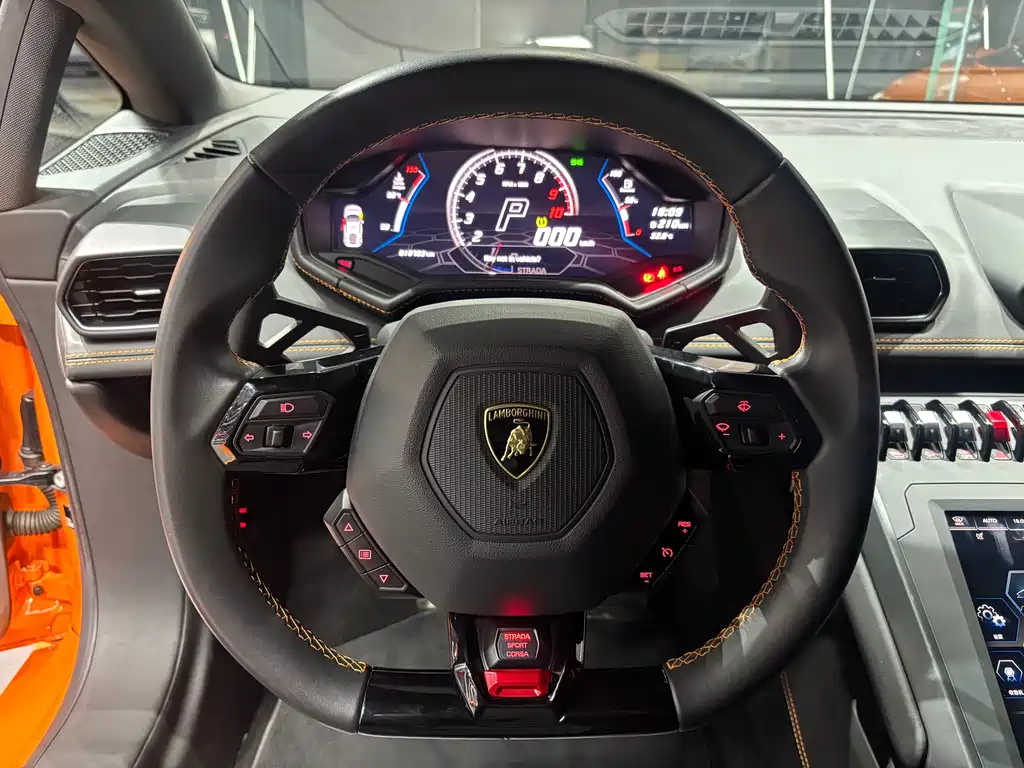 Lamborghini Huracán — фото 5