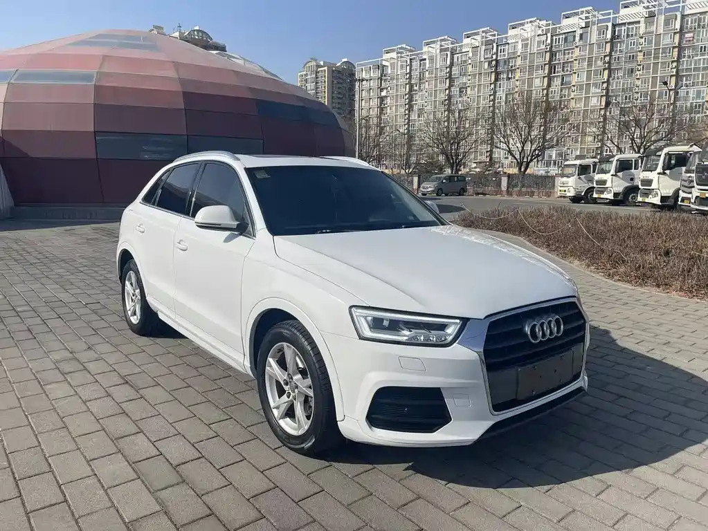 Audi Q3 — фото 3