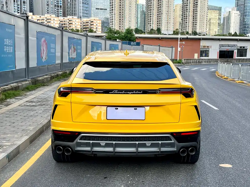 Lamborghini Urus — фото 5