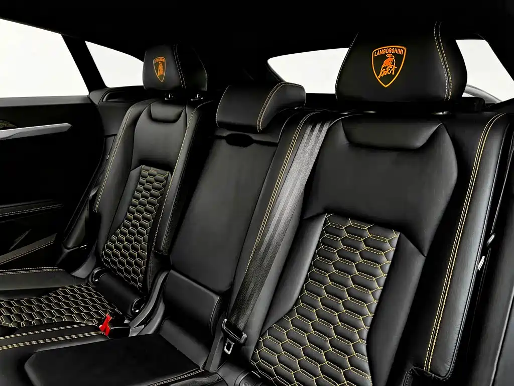 Lamborghini Urus — фото 15