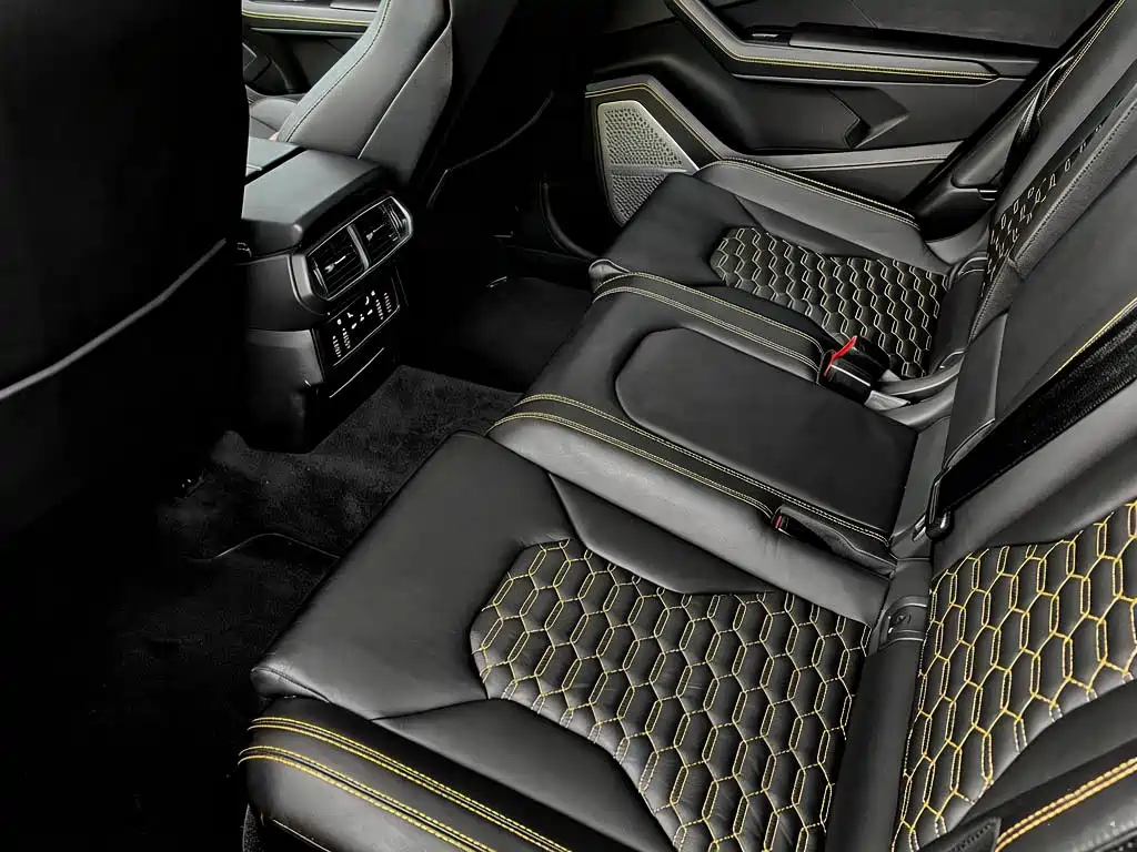 Lamborghini Urus — фото 20