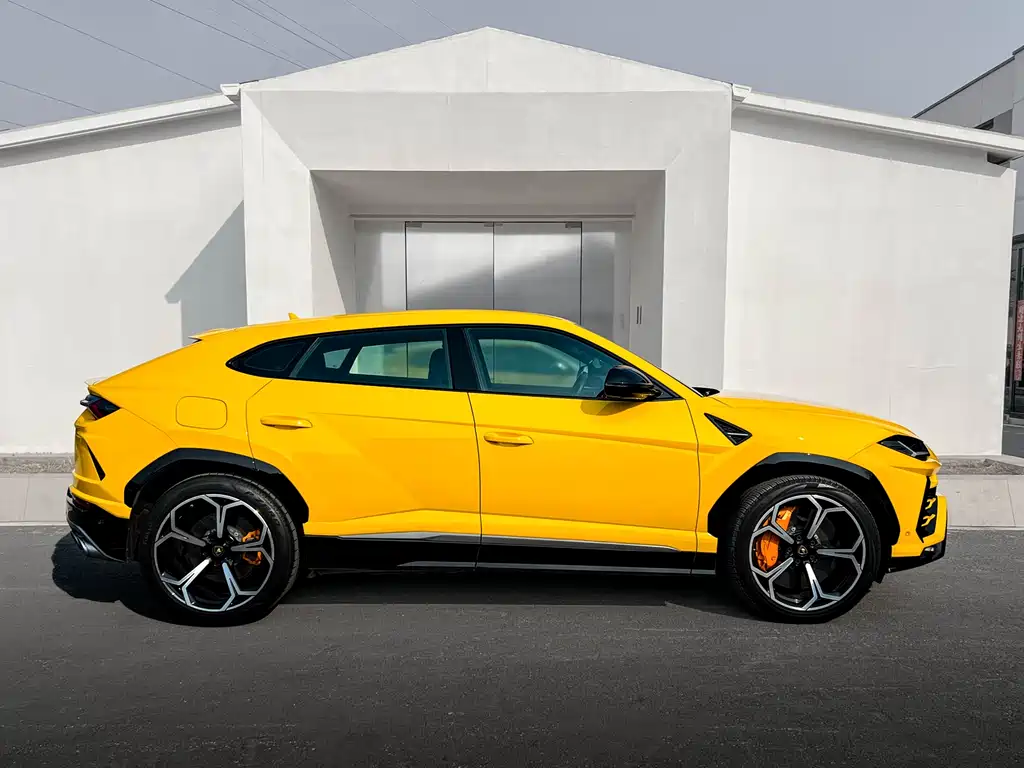 Lamborghini Urus — фото 4