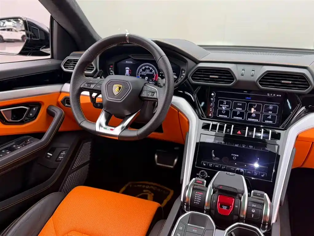 Lamborghini Urus — фото 4