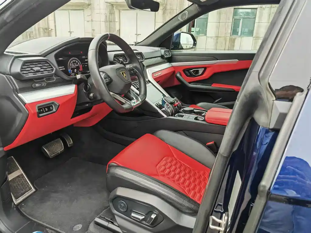 Lamborghini Urus — фото 4