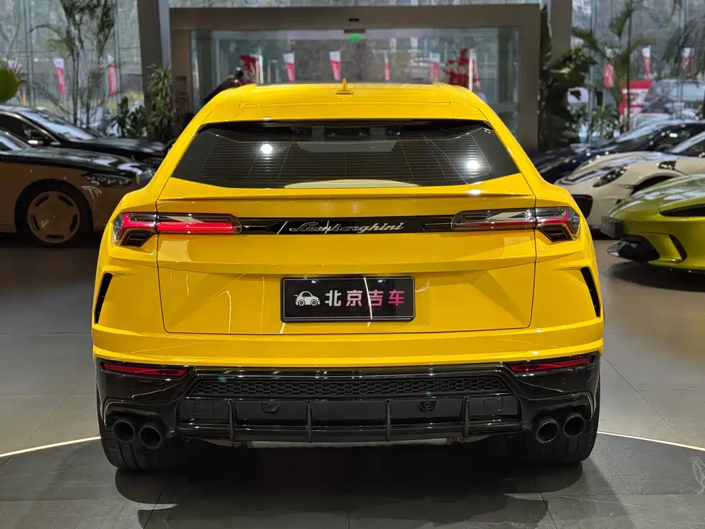 Lamborghini Urus — фото 4