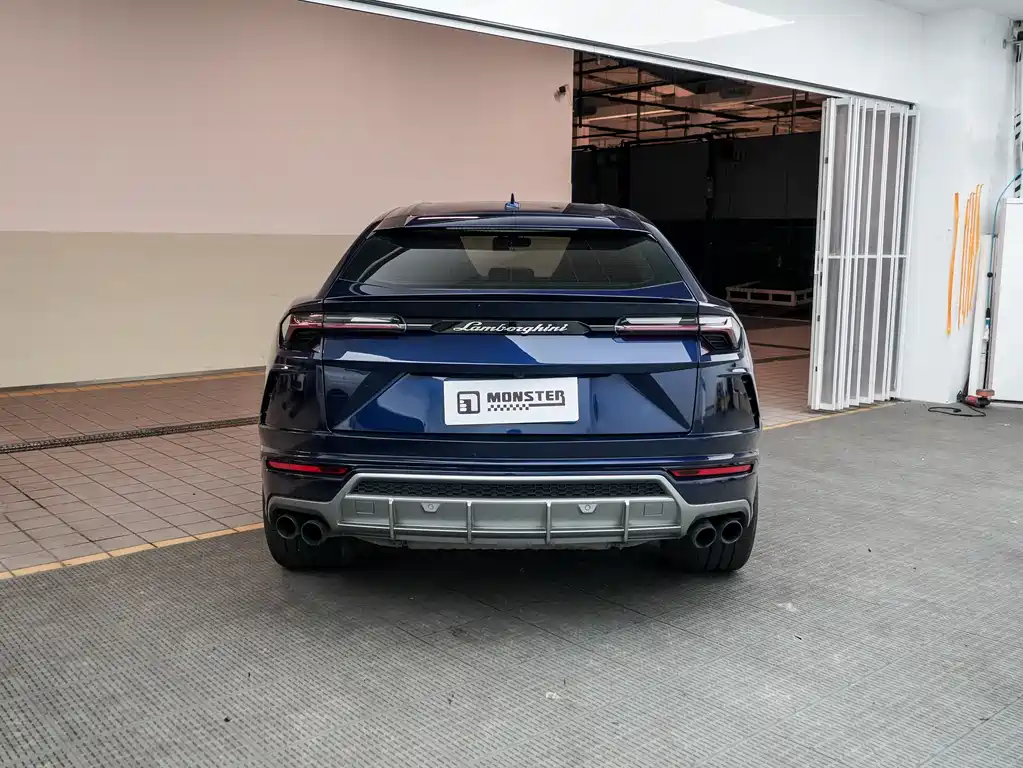 Lamborghini Urus — фото 5