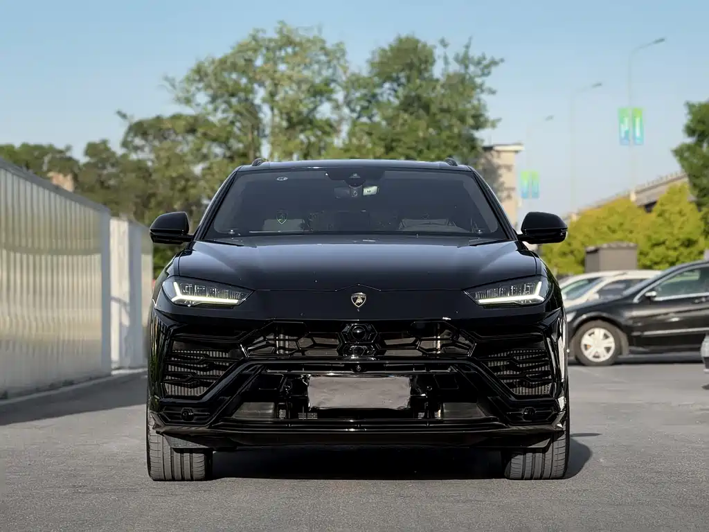 Lamborghini Urus — фото 2