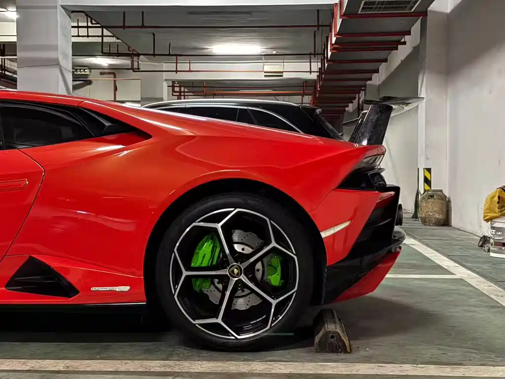 Lamborghini Huracán — фото 4