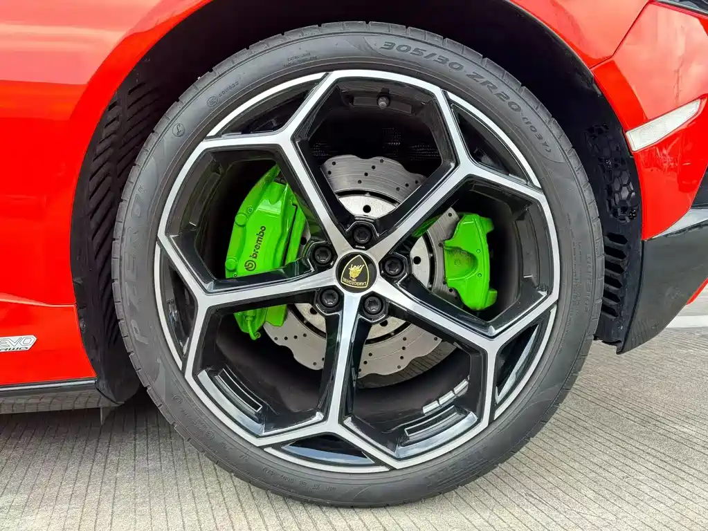 Lamborghini Huracán — фото 7