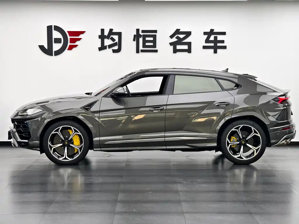 Lamborghini Urus — фото 4